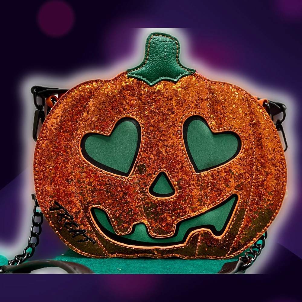 Betsey Johnson Orange Pumpkin Crossbody Bag - Picture 2 of 5